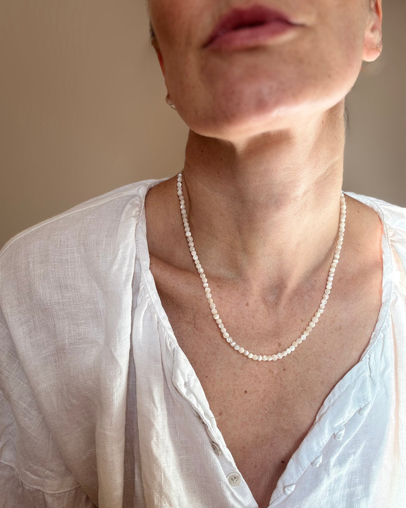 Faceted Mother of Pearl Beaded Necklace